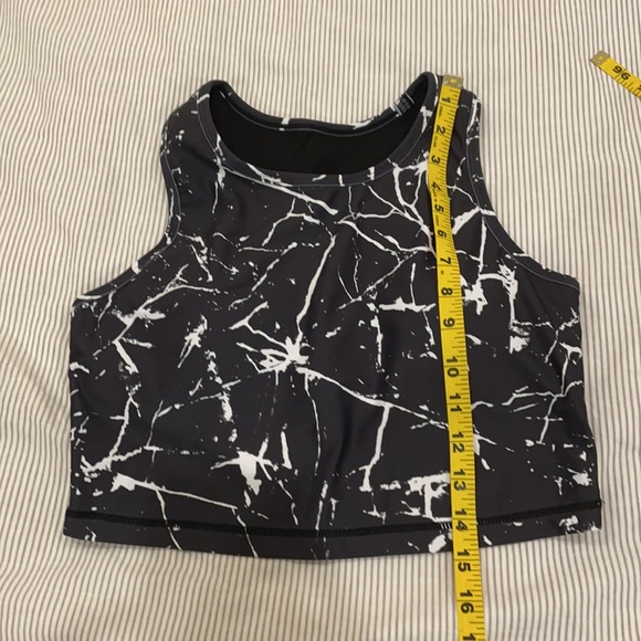 Assorted crop sports bras x 3 - Picture 15 of 15